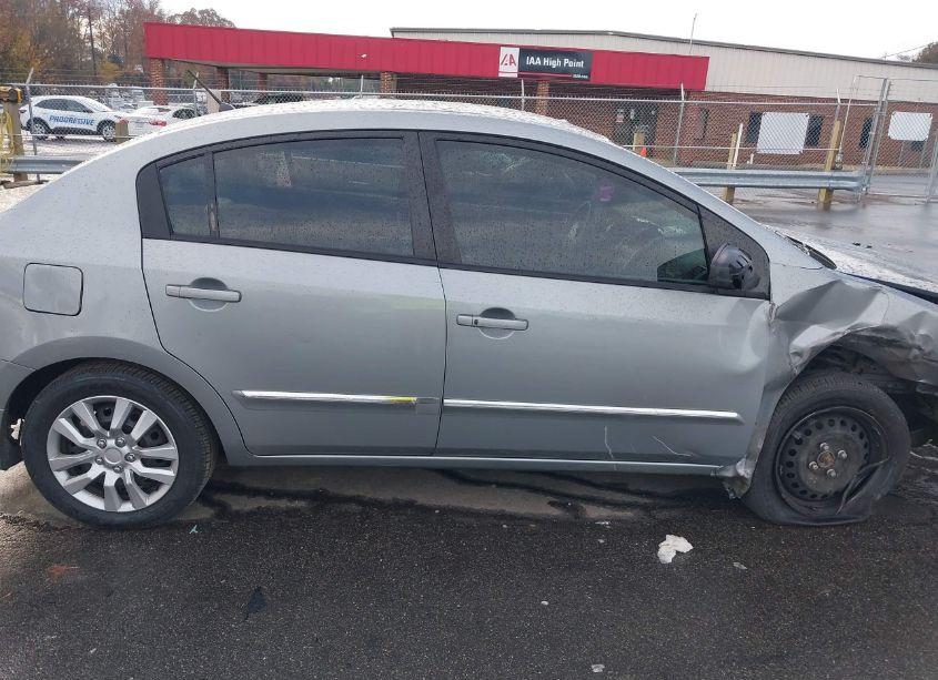 Photo 13 of 2010 Nissan Sentra 2.0S (VIN 3N1AB6AP8AL676474)