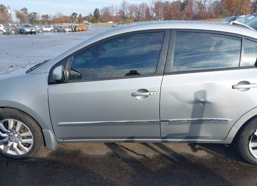 Photo 14 of 2010 Nissan Sentra 2.0S (VIN 3N1AB6AP8AL676474)