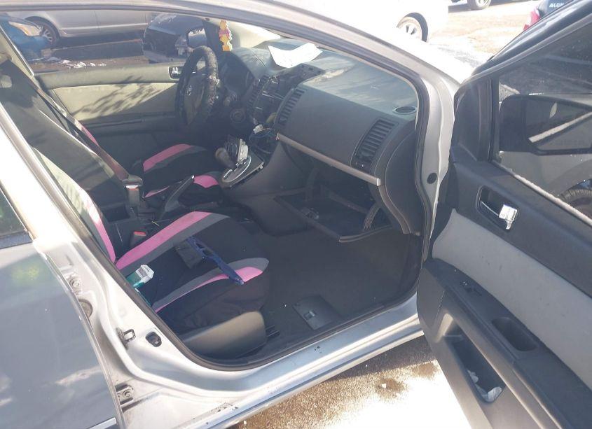 Photo 5 of 2010 Nissan Sentra 2.0S (VIN 3N1AB6AP8AL724653)