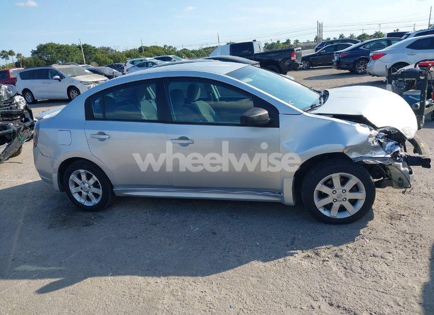 Photo 13 of 2010 Nissan Sentra 2.0SR (VIN 3N1AB6AP8AL727018)