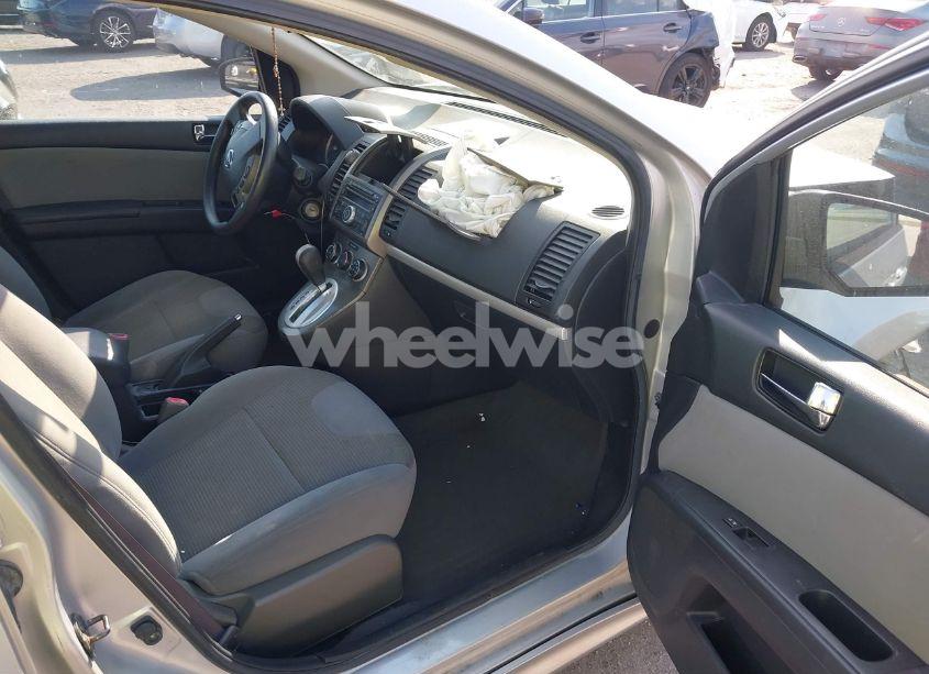 Photo 5 of 2010 Nissan Sentra 2.0SR (VIN 3N1AB6AP8AL727018)