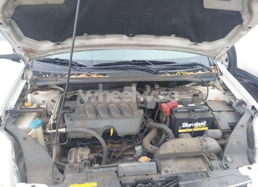 Photo 10 of 2011 Nissan Sentra 2.0 (VIN 3N1AB6AP8BL602182)