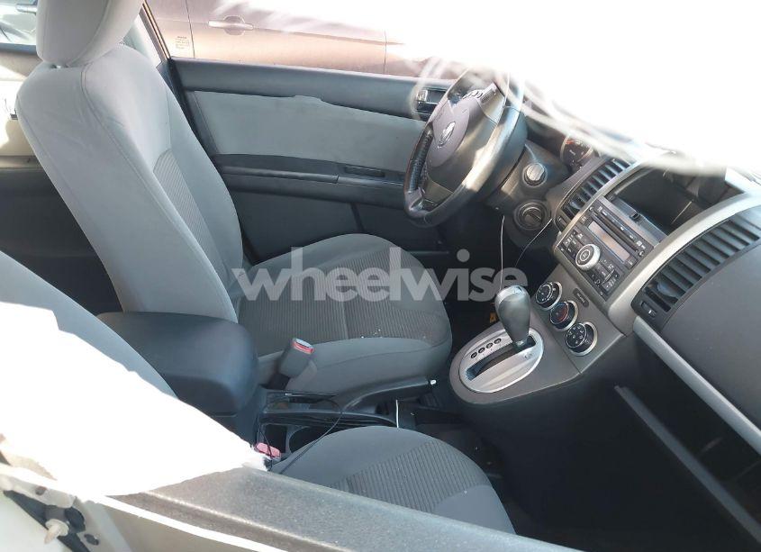 Photo 5 of 2011 Nissan Sentra 2.0SR (VIN 3N1AB6AP8BL621170)