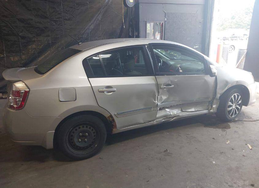 Photo 13 of 2011 Nissan Sentra 2.0S (VIN 3N1AB6AP8BL622545)