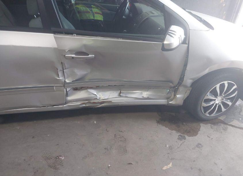 Photo 6 of 2011 Nissan Sentra 2.0S (VIN 3N1AB6AP8BL622545)