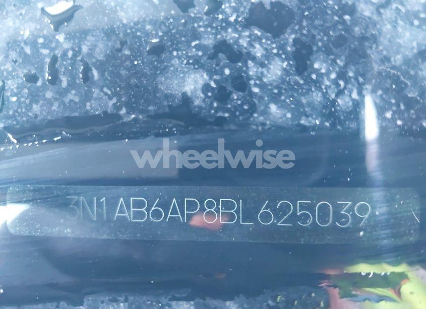 Photo 9 of 2011 Nissan Sentra 2.0SR (VIN 3N1AB6AP8BL625039)