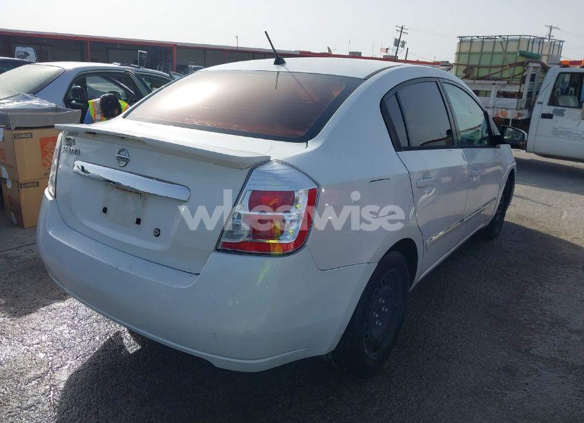 Photo 4 of 2011 Nissan Sentra 2.0S (VIN 3N1AB6AP8BL661510)