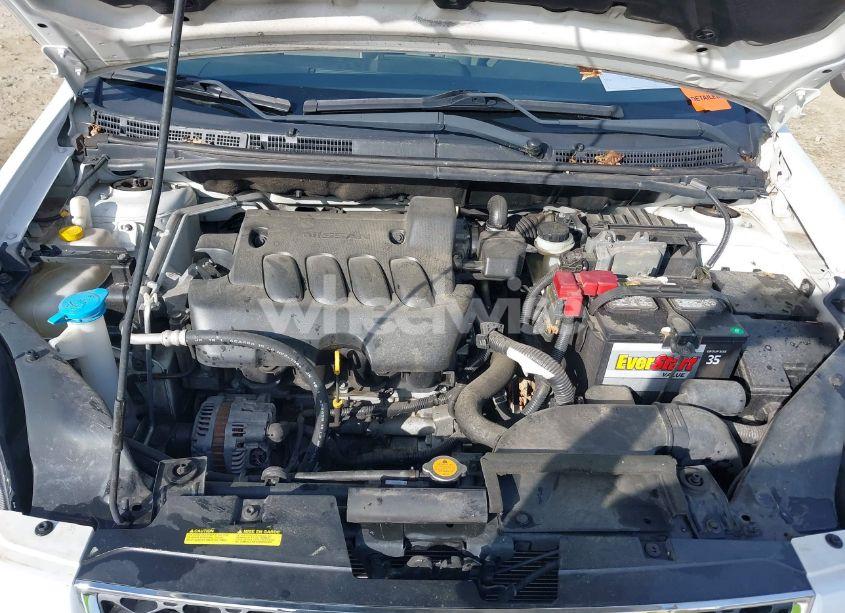 Photo 10 of 2011 Nissan Sentra 2.0SR (VIN 3N1AB6AP8BL674452)