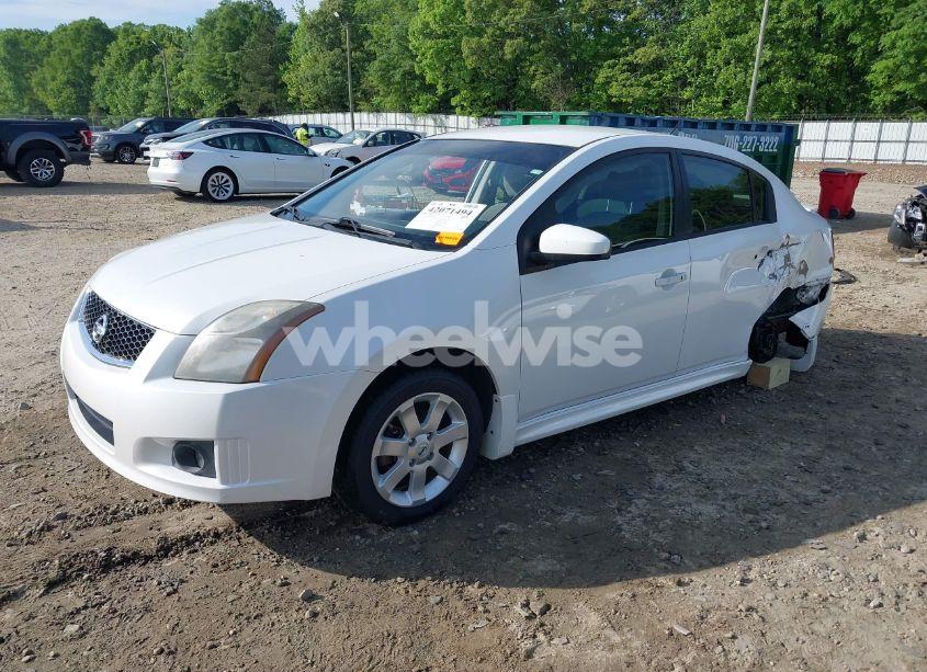 Photo 2 of 2011 Nissan Sentra 2.0SR (VIN 3N1AB6AP8BL674452)