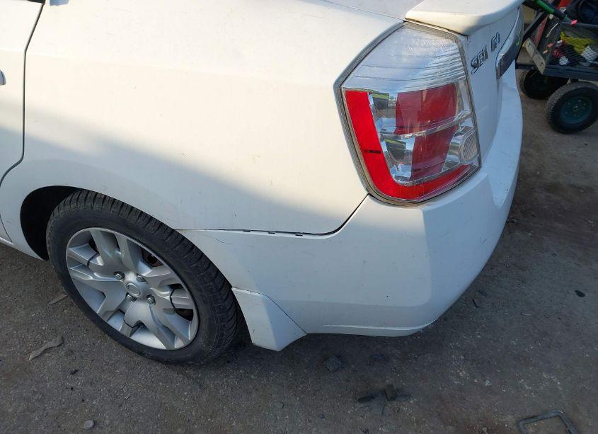 Photo 6 of 2011 Nissan Sentra 2.0S (VIN 3N1AB6AP8BL681689)