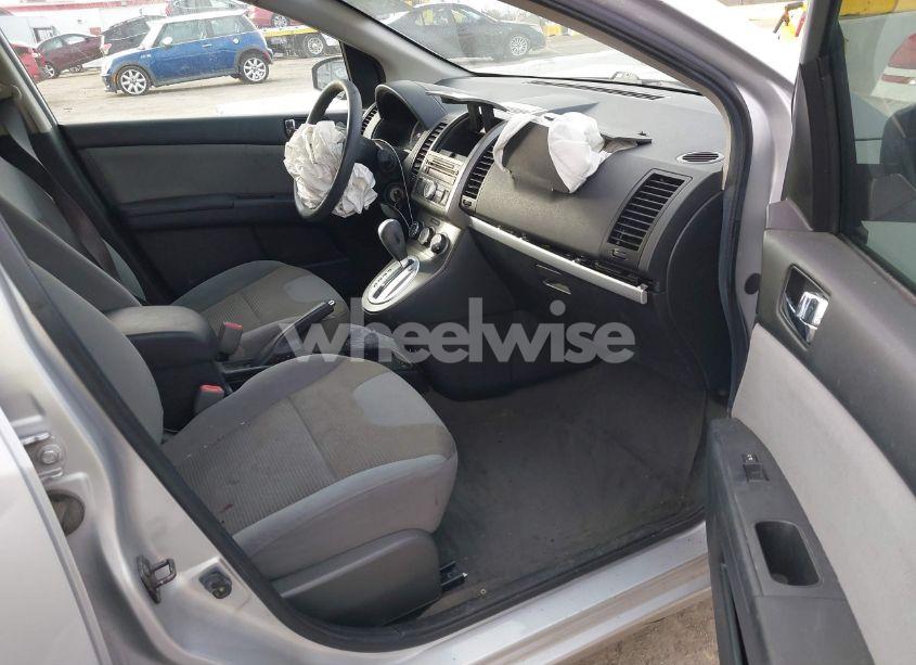 Photo 5 of 2011 Nissan Sentra 2.0S (VIN 3N1AB6AP8BL697133)