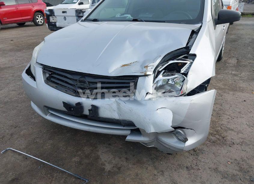 Photo 6 of 2011 Nissan Sentra 2.0S (VIN 3N1AB6AP8BL697133)