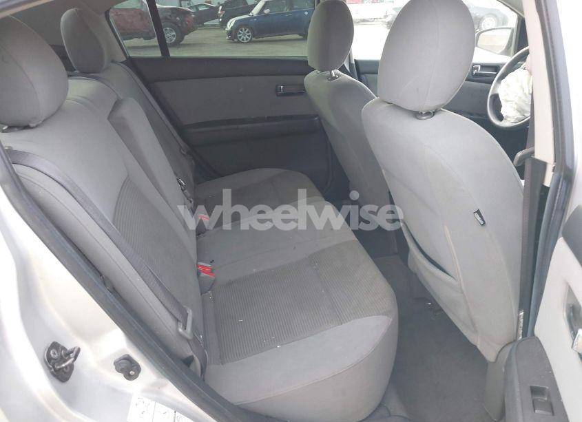 Photo 8 of 2011 Nissan Sentra 2.0S (VIN 3N1AB6AP8BL697133)