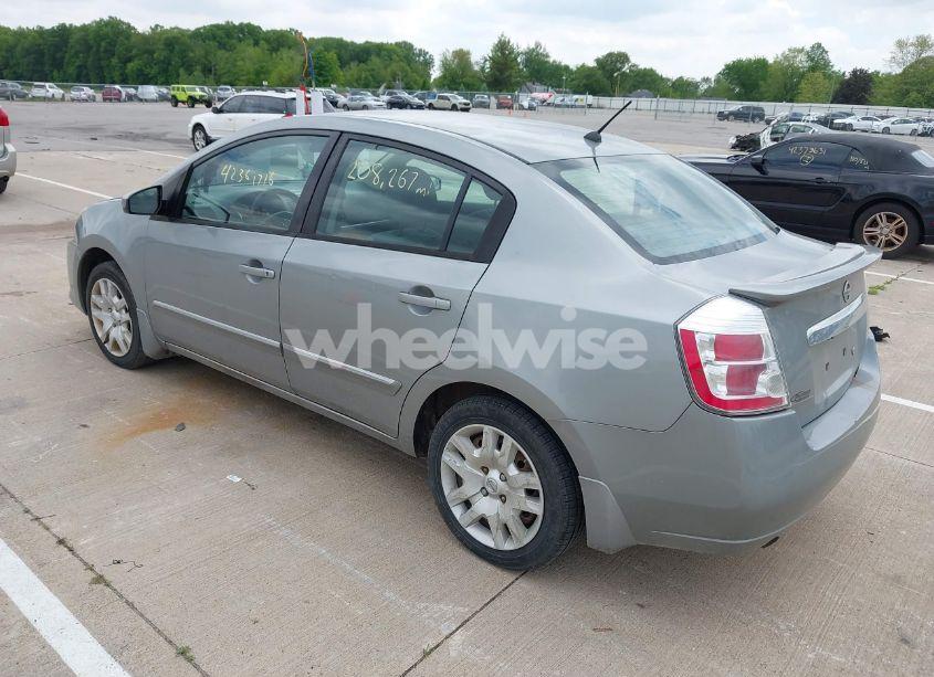 Photo 3 of 2011 Nissan Sentra 2.0S (VIN 3N1AB6AP8BL699903)