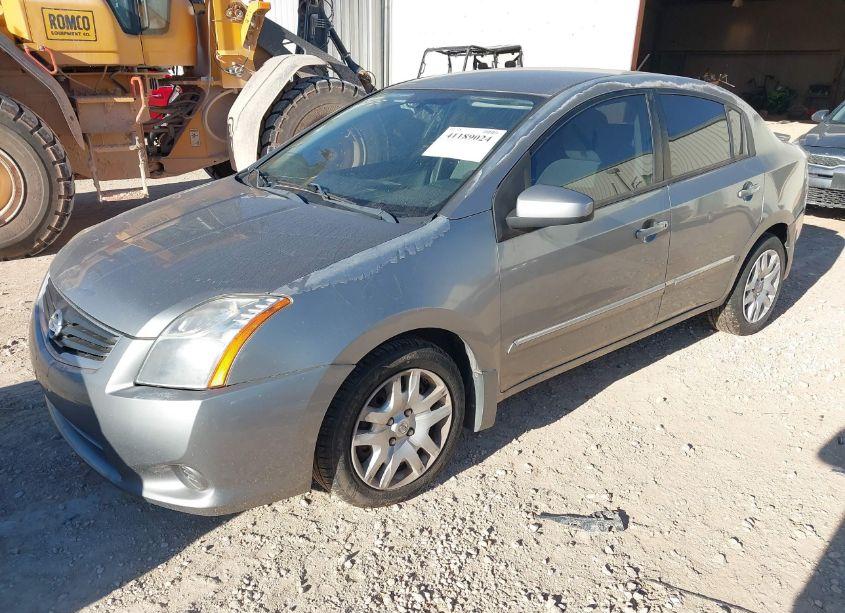 Photo 2 of 2012 Nissan Sentra 2.0 S (VIN 3N1AB6AP8CL628038)