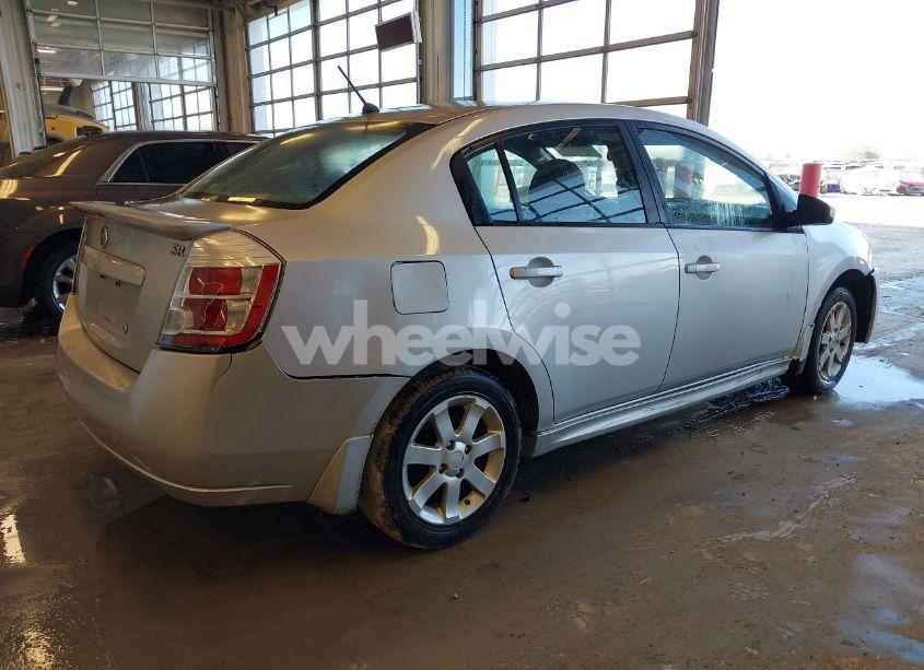 Photo 4 of 2012 Nissan Sentra 2.0 SR (VIN 3N1AB6AP8CL655501)