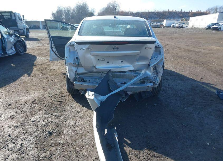 Photo 6 of 2012 Nissan Sentra 2.0 SR (VIN 3N1AB6AP8CL744243)