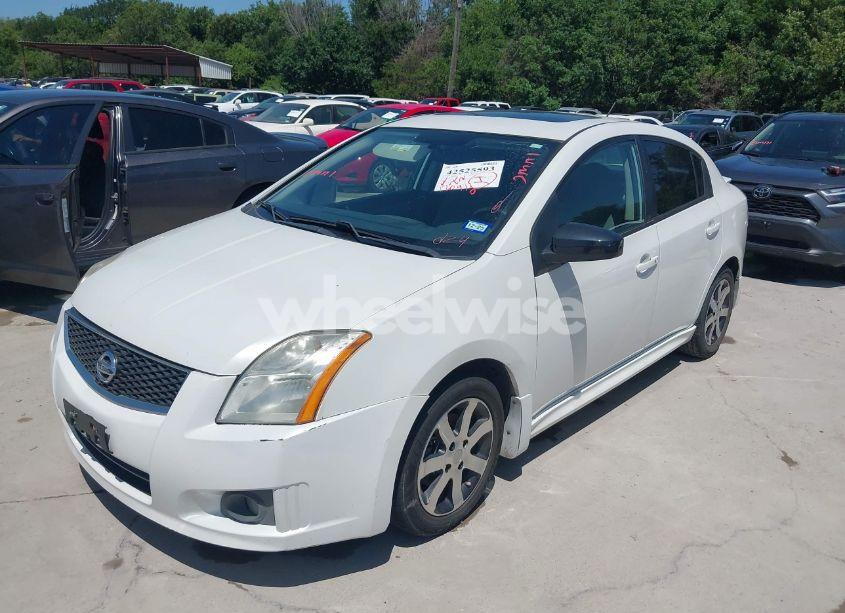 Photo 2 of 2012 Nissan Sentra 2.0 SR (VIN 3N1AB6AP8CL766355)