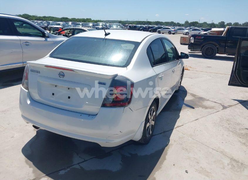 Photo 4 of 2012 Nissan Sentra 2.0 SR (VIN 3N1AB6AP8CL766355)