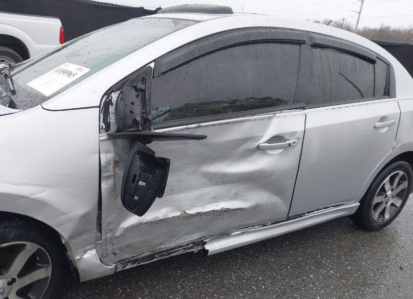 Photo 6 of 2012 Nissan Sentra 2.0 SR (VIN 3N1AB6AP8CL780630)