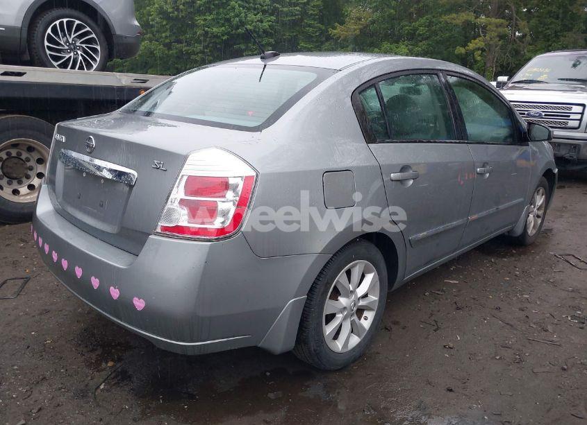 Photo 4 of 2010 Nissan Sentra 2.0SL (VIN 3N1AB6AP9AL638624)