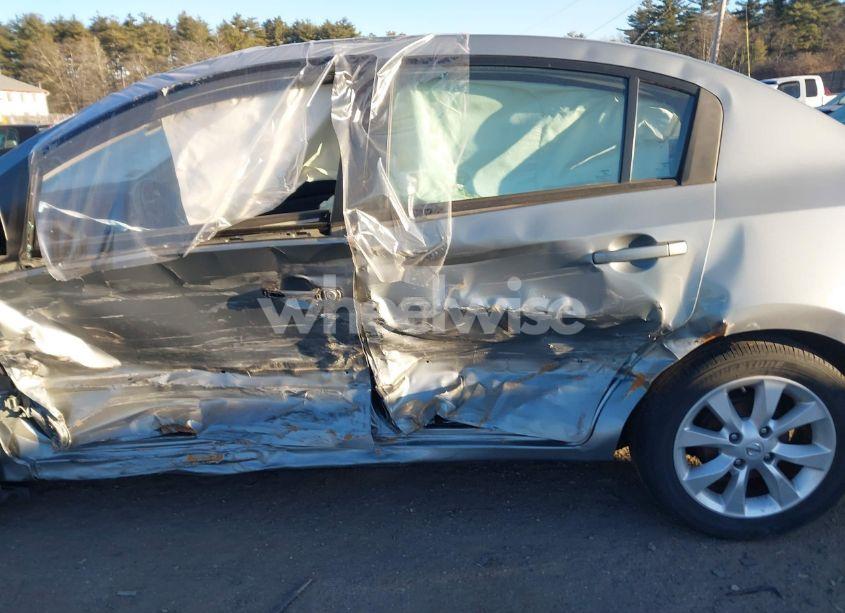 Photo 13 of 2010 Nissan Sentra 2.0SL (VIN 3N1AB6AP9AL671896)