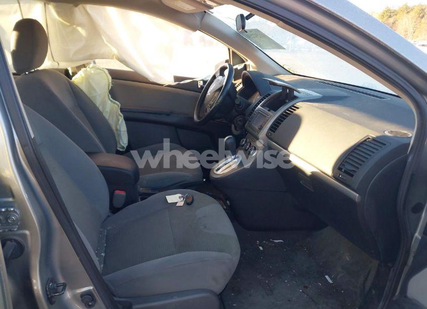 Photo 5 of 2010 Nissan Sentra 2.0SL (VIN 3N1AB6AP9AL671896)