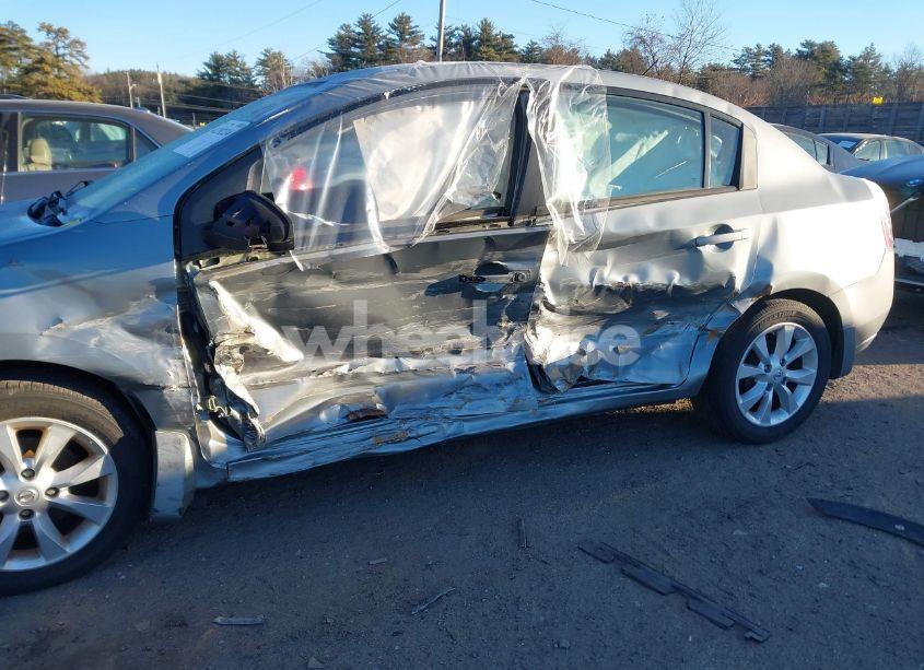 Photo 6 of 2010 Nissan Sentra 2.0SL (VIN 3N1AB6AP9AL671896)