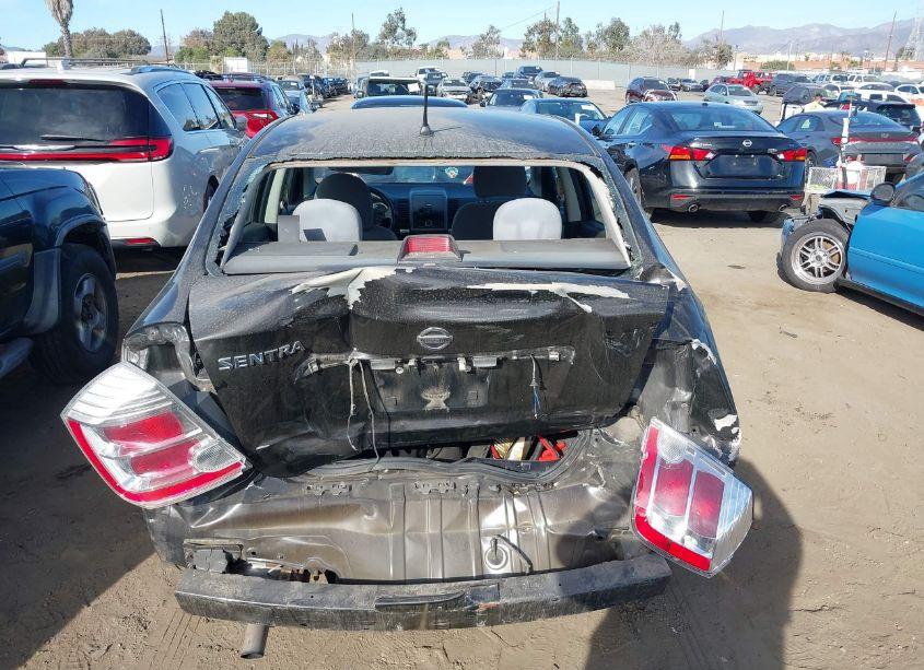 Photo 6 of 2010 Nissan Sentra 2.0S (VIN 3N1AB6AP9AL676581)