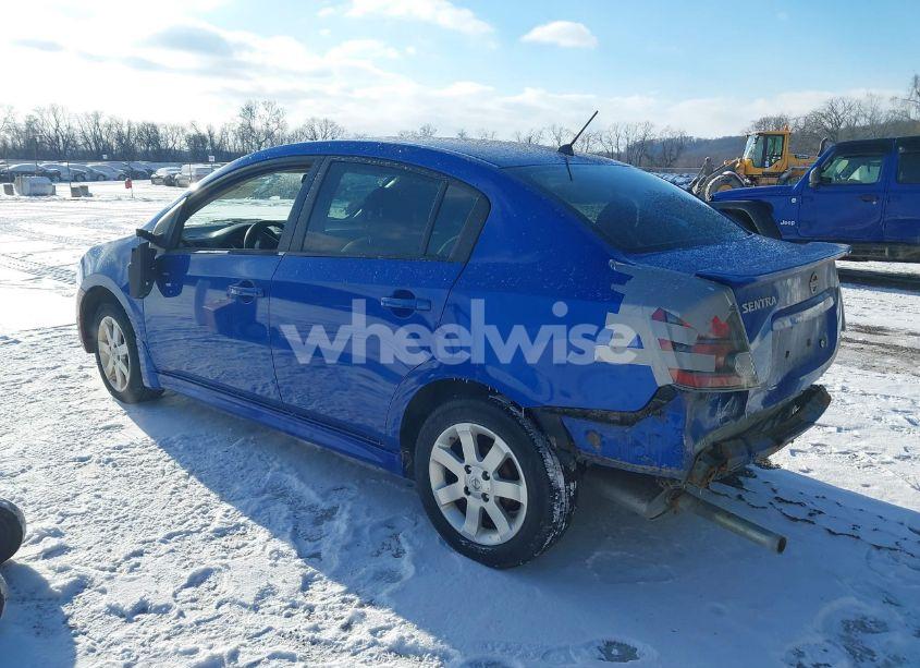 Photo 3 of 2011 Nissan Sentra 2.0SR (VIN 3N1AB6AP9BL603986)