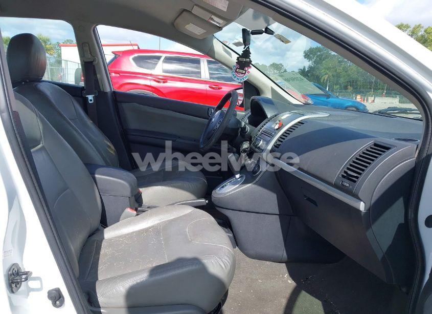 Photo 5 of 2011 Nissan Sentra 2.0SR (VIN 3N1AB6AP9BL640522)