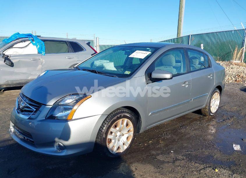 Photo 2 of 2011 Nissan Sentra 2.0S (VIN 3N1AB6AP9BL660821)