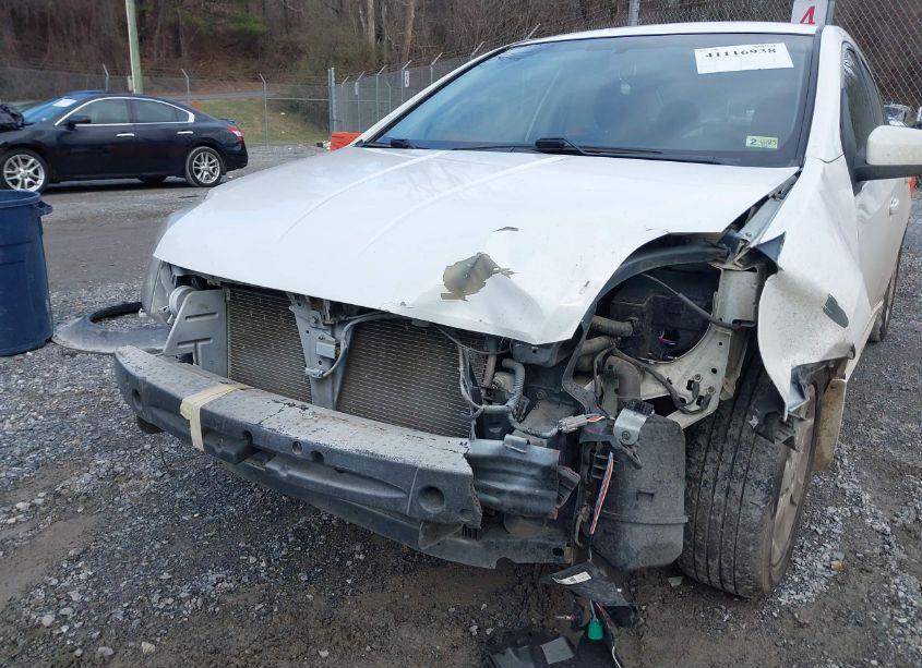 Photo 6 of 2011 Nissan Sentra 2.0SR (VIN 3N1AB6AP9BL683726)