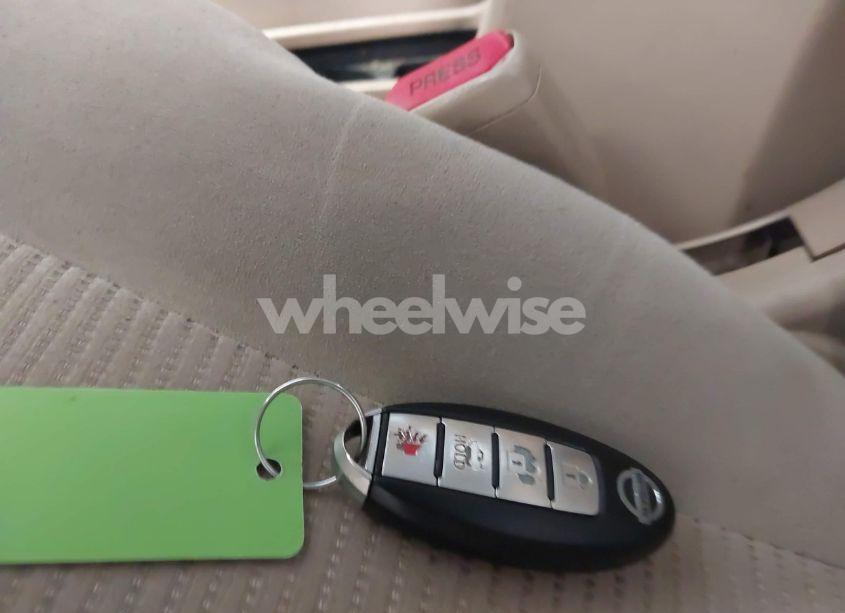 Photo 11 of 2011 Nissan Sentra 2.0S (VIN 3N1AB6AP9BL705465)