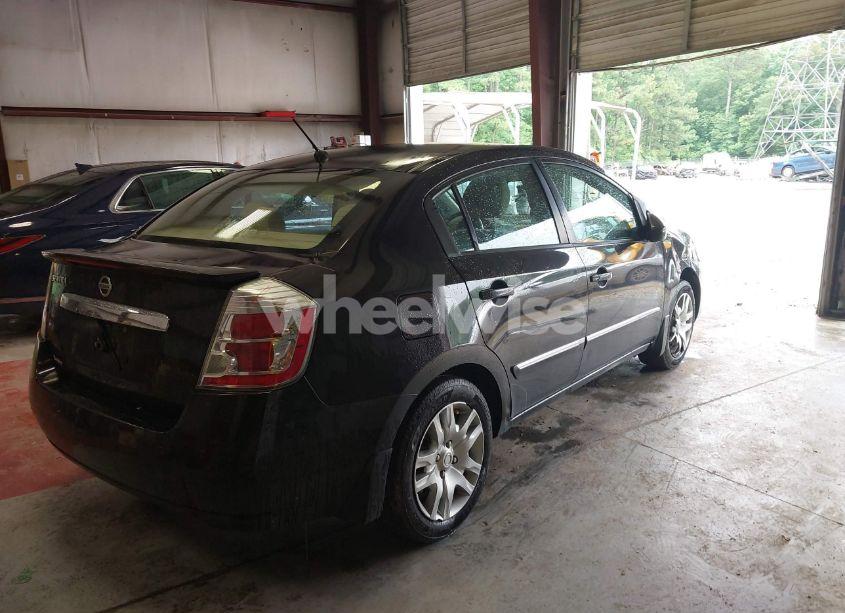 Photo 4 of 2011 Nissan Sentra 2.0S (VIN 3N1AB6AP9BL705465)