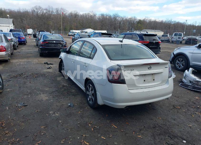 Photo 3 of 2011 Nissan Sentra 2.0SR (VIN 3N1AB6AP9BL726106)