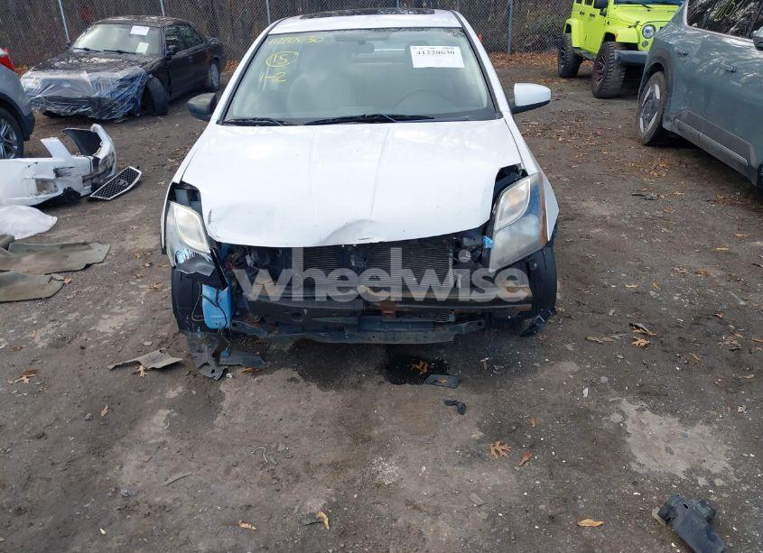 Photo 6 of 2011 Nissan Sentra 2.0SR (VIN 3N1AB6AP9BL726106)