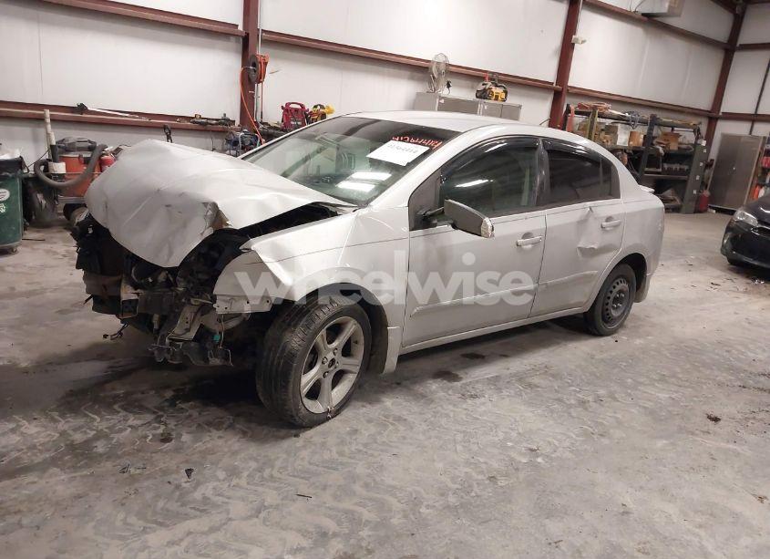 Photo 2 of 2011 Nissan Sentra 2.0S (VIN 3N1AB6AP9BL728552)