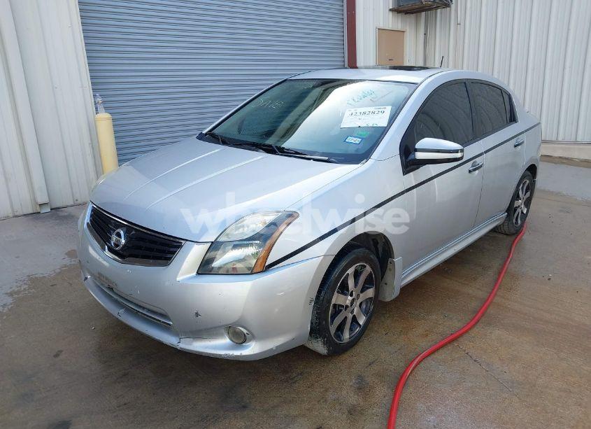 Photo 2 of 2012 Nissan Sentra 2.0 SR (VIN 3N1AB6AP9CL619798)
