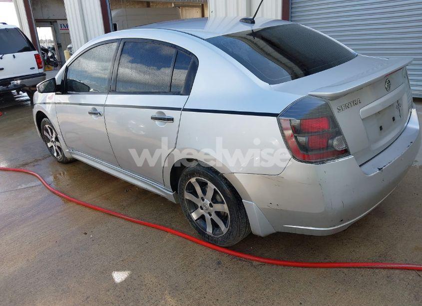 Photo 3 of 2012 Nissan Sentra 2.0 SR (VIN 3N1AB6AP9CL619798)