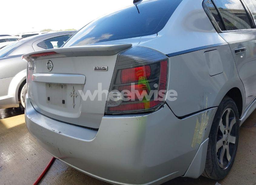 Photo 6 of 2012 Nissan Sentra 2.0 SR (VIN 3N1AB6AP9CL619798)