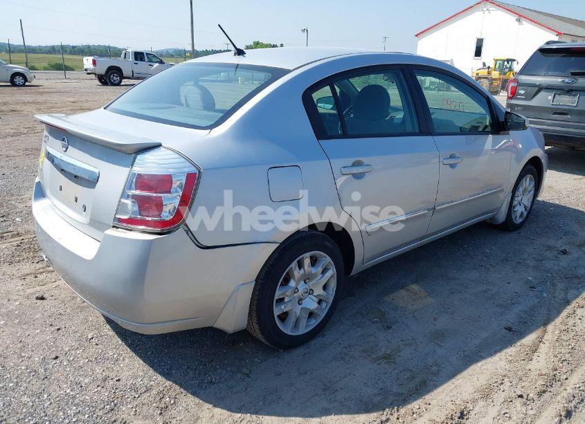 Photo 4 of 2012 Nissan Sentra 2.0 S (VIN 3N1AB6AP9CL622975)