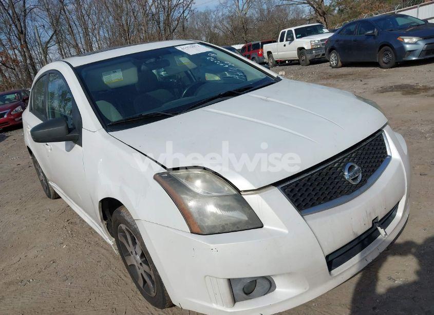 2012 Nissan Sentra 2.0 SR (VIN 3N1AB6AP9CL697272) main photo