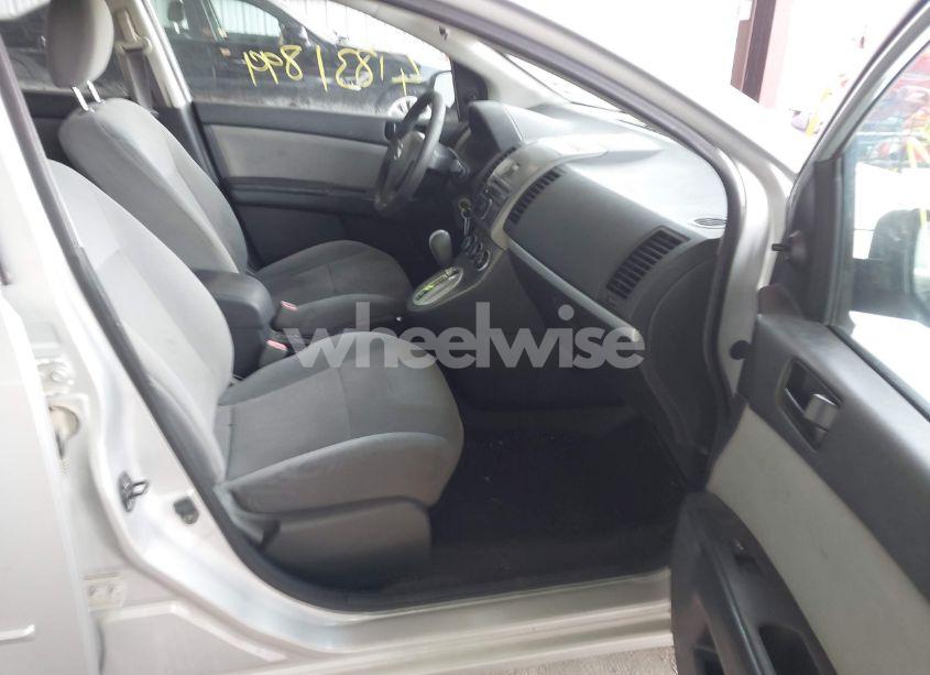 Photo 5 of 2012 Nissan Sentra 2.0 (VIN 3N1AB6AP9CL739004)