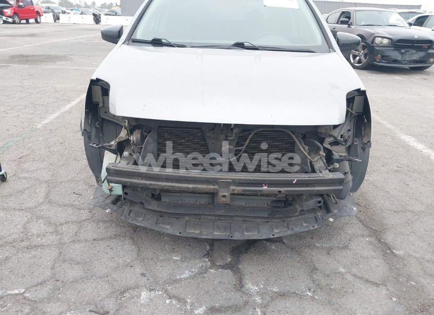 Photo 6 of 2012 Nissan Sentra 2.0 S (VIN 3N1AB6APOCL641642)