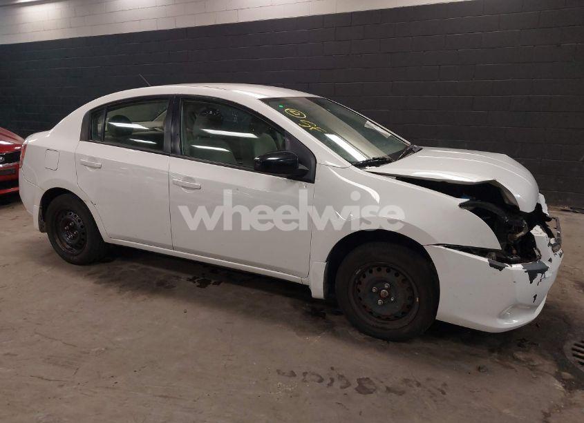 2010 Nissan Sentra 2.0 (VIN 3N1AB6APXAL603087) main photo