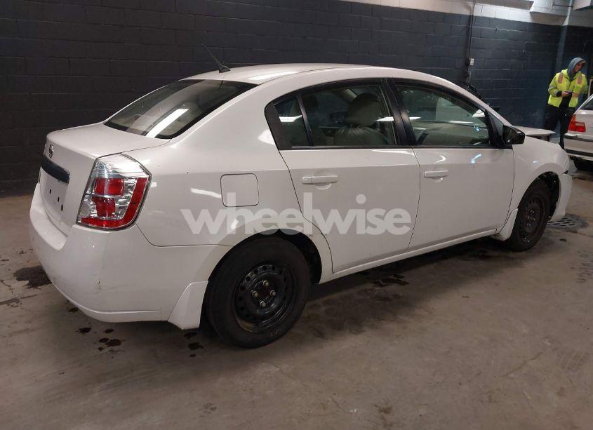 Photo 4 of 2010 Nissan Sentra 2.0 (VIN 3N1AB6APXAL603087)