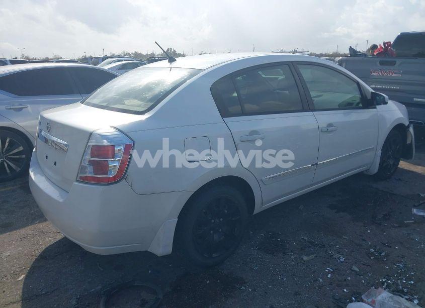 Photo 4 of 2010 Nissan Sentra 2.0S (VIN 3N1AB6APXAL676203)