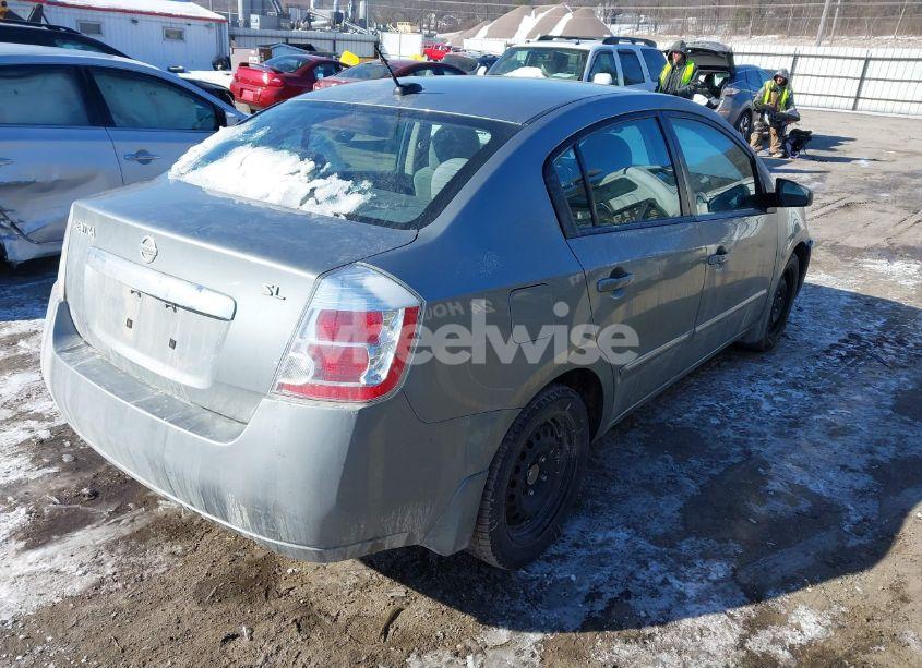 Photo 4 of 2010 Nissan Sentra 2.0SL (VIN 3N1AB6APXAL680770)
