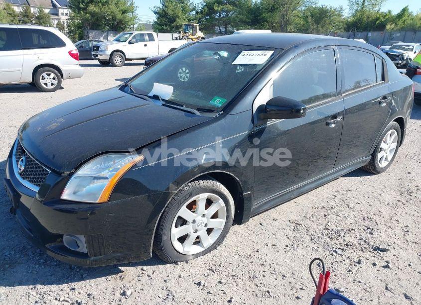 Photo 2 of 2010 Nissan Sentra 2.0SR (VIN 3N1AB6APXAL686441)